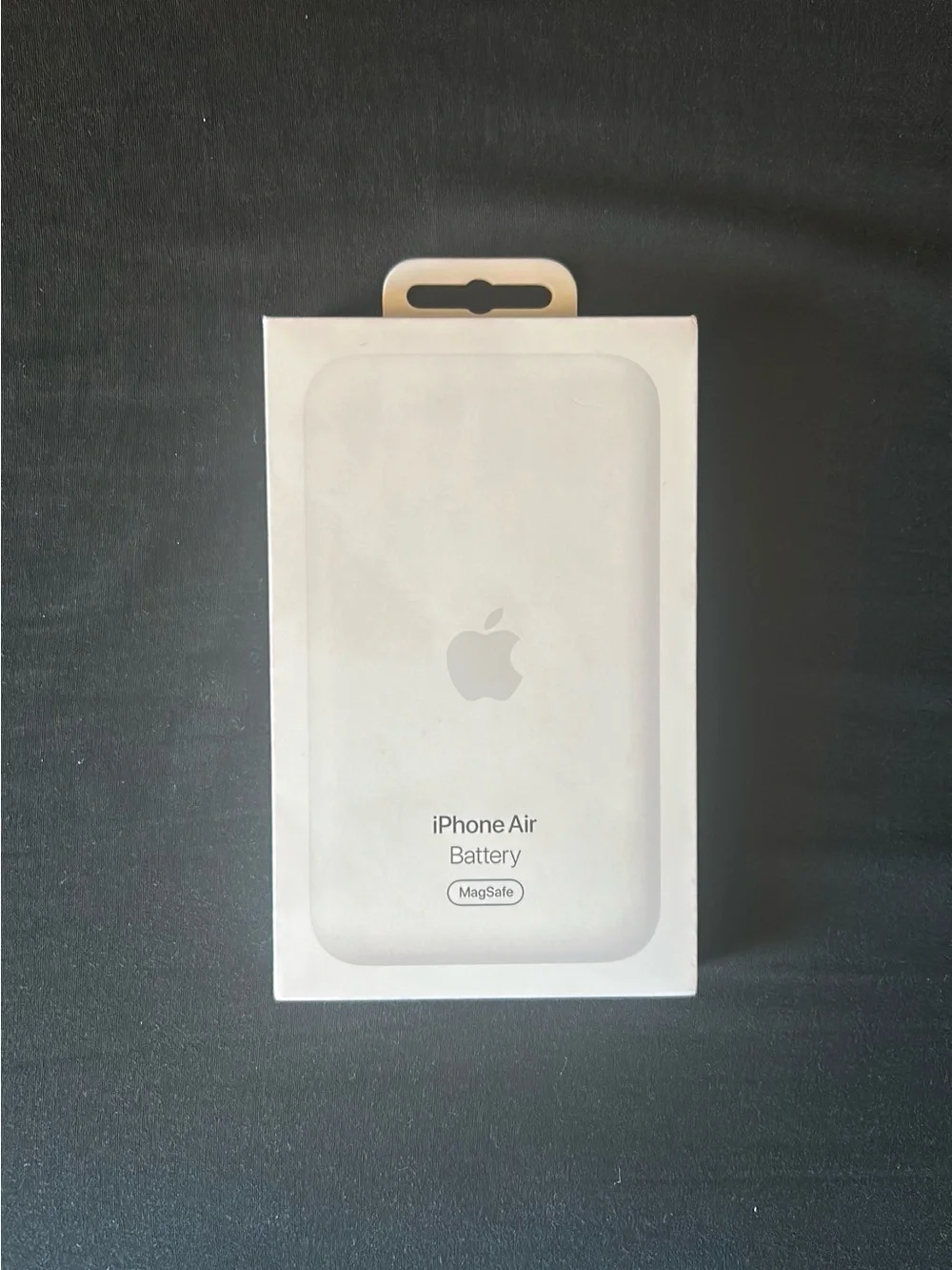 Apple iPhone Air Battery MagSafe - White